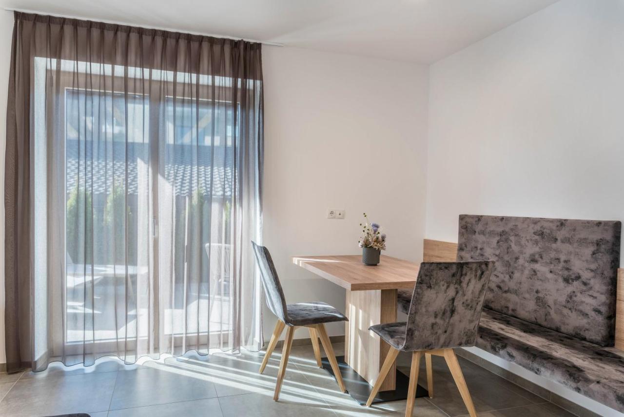 Aster Moments Apt Max San Genesio Atesino Esterno foto